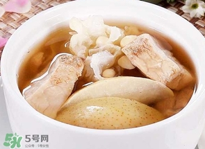 川貝燉雪梨的做法川貝放多少？川貝冰糖燉雪梨的禁忌