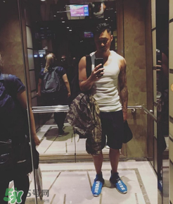 余文樂(lè)藍(lán)色運(yùn)動(dòng)鞋是什么牌子？余文樂(lè)ins同款球鞋品牌