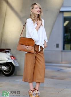 七分闊腿褲搭配什么鞋子？七分闊腿褲搭配鞋子圖片