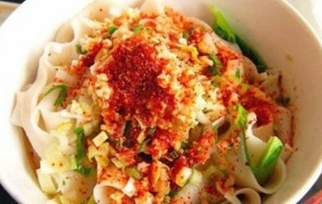 油潑面是哪里的特殊美食？油潑面是什么面