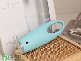 foreo眼部按摩儀怎么用？foreo iris眼部按摩儀使用方法