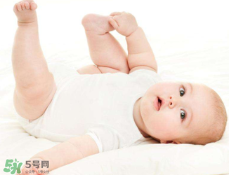 寶寶被蚊子咬后腫很大怎么辦？蚊子包消腫的方法