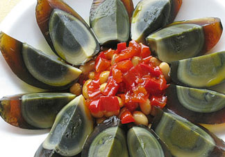 皮蛋和鱔魚能一起吃嗎？黃鱔可以和皮蛋一起吃嗎？