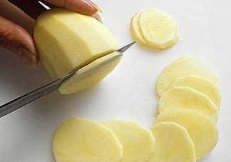 馬鈴薯能去痘印嗎？馬鈴薯可以祛痘印？