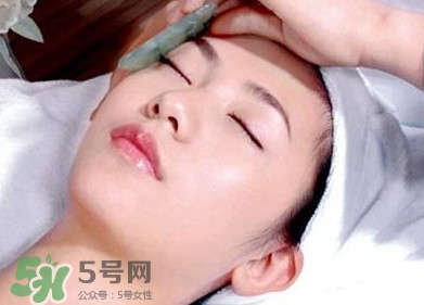 刮痧是從下往上還是從上往下？刮痧是排毒嗎