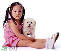 孩子不自信怎么辦？怎樣讓孩子自信大膽？