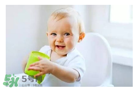 兒童不愛喝水的壞處 夏天寶寶不愛喝水怎么辦？