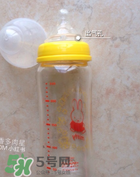 啾啾奶瓶和貝親奶瓶哪個好？啾啾奶瓶和貝親奶瓶的區(qū)別