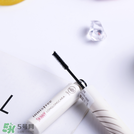 悅詩風吟睫毛膏色號 悅詩風吟睫毛膏好卸嗎 悅詩風吟睫毛膏色號 悅詩風吟睫毛膏好卸嗎