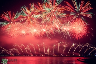 7月份去長(zhǎng)沙穿什么？七月份去長(zhǎng)沙穿什么衣服