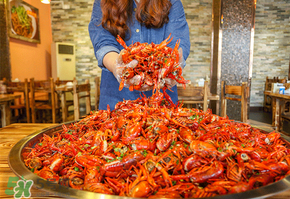 潛江小龍蝦和盱眙小龍蝦哪個(gè)有名？哪個(gè)好吃？