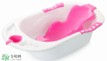 嬰兒浴盆怎么用？嬰兒浴盆使用方法說明