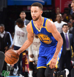 under armour curry4 low什么樣？庫(kù)里第四代總決賽戰(zhàn)靴低幫版諜照