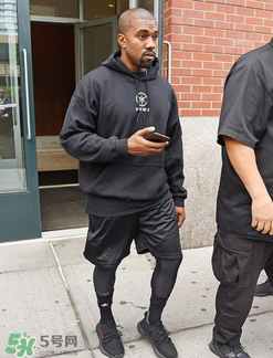 adidas yeezy 350 v2反轉(zhuǎn)奧利奧配色諜照曝光好看嗎？