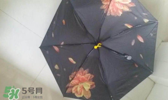 蕉下小黑傘能遮雨嗎？蕉下太陽傘能淋雨嗎？