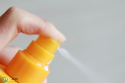 防曬噴霧選哪個(gè)牌子好 哪個(gè)牌子的防曬噴霧好用 防曬噴霧選哪個(gè)牌子好 哪個(gè)牌子的防曬噴霧好用