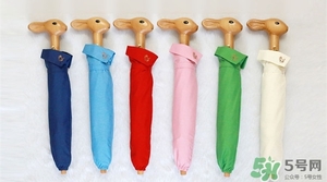 黑檸檬和蕉下哪個好？黑檸檬和蕉下太陽傘對比