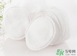 化妝棉卸妝要打濕嗎？卸妝棉卸妝要不要打濕》