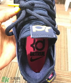 nike kd 10 be true彩虹配色實(shí)物怎么樣？杜蘭特10彩虹底照片曝光