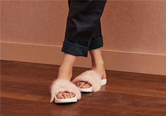 ugg royale小毛王拖鞋怎么買？ugg小毛王拖鞋在哪買？