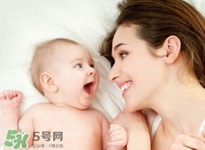 哄寶寶睡覺(jué)可以搖晃嗎？哄寶寶睡覺(jué)搖晃有害嗎？