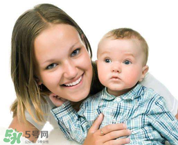 哄寶寶睡覺(jué)的方法 怎么做能讓寶寶睡得快 哄寶寶睡覺(jué)的方法 怎么做能讓寶寶睡得快