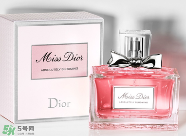 花漾甜心和甜心小姐區(qū)別？花漾甜心和真我哪款好？