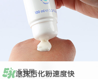 液體爽身粉怎么用？液體爽身粉與普通爽身粉用法一樣嗎？