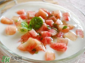 水蜜桃可以和酸奶一起吃嗎？水蜜桃酸奶的做法