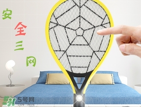 電蚊拍可以帶上飛機(jī)嗎？電蚊拍可以托運(yùn)嗎？