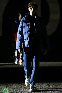 off white2018春夏系列服裝怎么樣_好看嗎_款式有哪些？