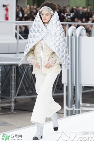 香奈兒2017秋冬彩妝有哪些？香奈兒2017秋冬彩妝多少錢