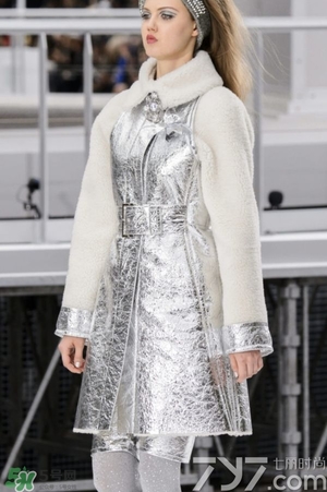 香奈兒2017秋冬彩妝有哪些？香奈兒2017秋冬彩妝多少錢