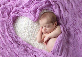 早產兒奶粉有必要嗎？早產兒可以吃普通奶粉嗎？