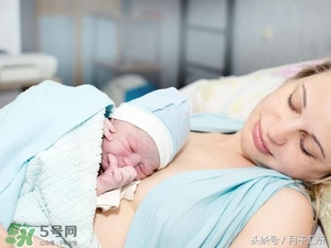 早產(chǎn)兒的發(fā)育和正常嬰兒一樣嗎？早產(chǎn)兒發(fā)育會(huì)遲緩嗎？