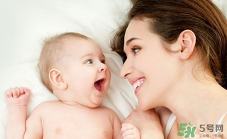 沒有準(zhǔn)生證醫(yī)院給開出生證明嗎？沒有準(zhǔn)生證能生小孩嗎？