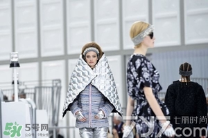 香奈兒2017秋冬彩妝有哪些？香奈兒2017秋冬彩妝多少錢