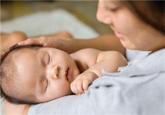 早產(chǎn)兒要喝早產(chǎn)兒奶粉嗎？早產(chǎn)兒最好喝什么奶？