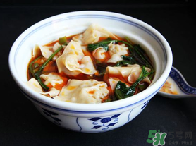 紅油抄手冰粉怎么做？紅油抄手冰粉的制作步驟