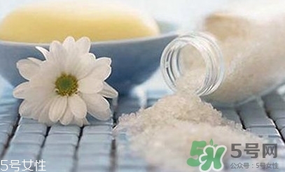 食鹽中的亞鐵氰化鉀是什么東西？亞鐵氰化鉀對身體有害嗎