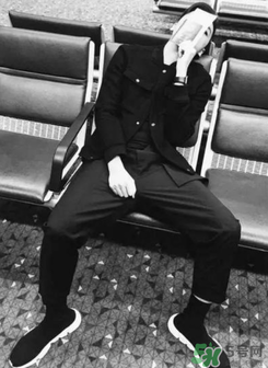 colette獨(dú)占版balenciaga巴黎世家紅色襪子鞋多少錢？