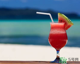 喝西瓜汁會胖嗎？西瓜汁的熱量是多少？