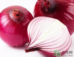 紅皮洋蔥怎么做好吃？紅洋蔥和紫洋蔥的區(qū)別是什么