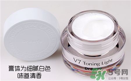 素顏霜是護膚品還是化妝品?素顏霜用手還是粉撲? 素顏霜是護膚品還是化妝品?素顏霜用手還是粉撲?