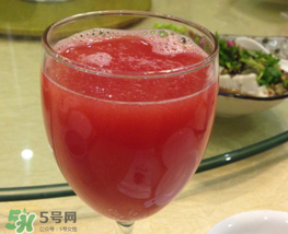 西瓜汁有沉淀還能喝嗎？西瓜汁怎么榨不會(huì)沉淀？