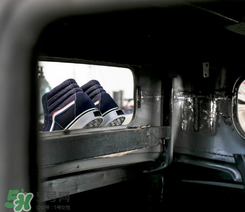 blends與vans聯(lián)名機(jī)車主題鞋子什么時(shí)候發(fā)售？