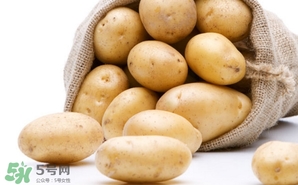 芭蕉能和土豆一起吃嗎？土豆可以和芭蕉一起吃嗎