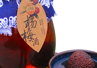 楊梅酒放糖好還是不放糖好？楊梅酒放什么糖好？
