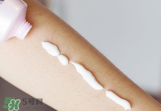 mistine脫毛膏怎么用？mistine脫毛膏使用方法