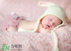 寶寶睡覺打鼾怎么回事？寶寶睡覺打鼾正常嗎？